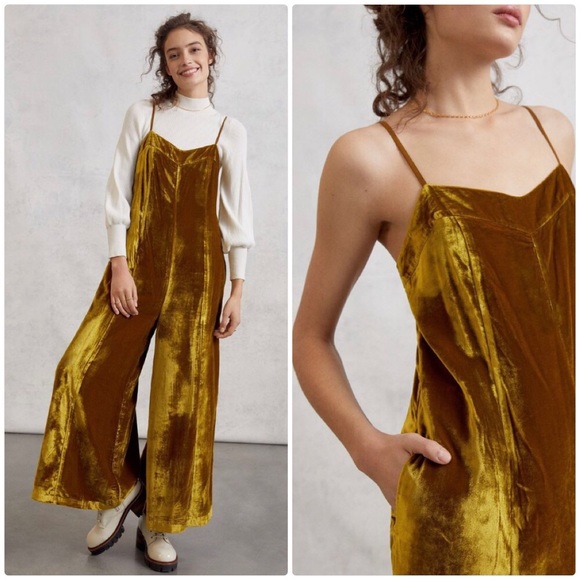 NWT ANTHROPOLOGIE ANDROMEDA VELVET JUMPSUIT - Picture 5 of 7